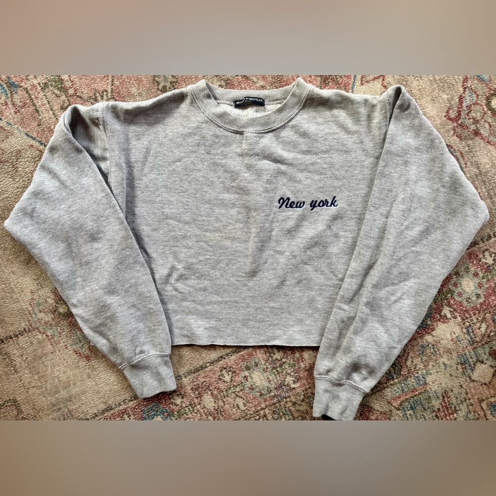Brandy Melville cropped sweater